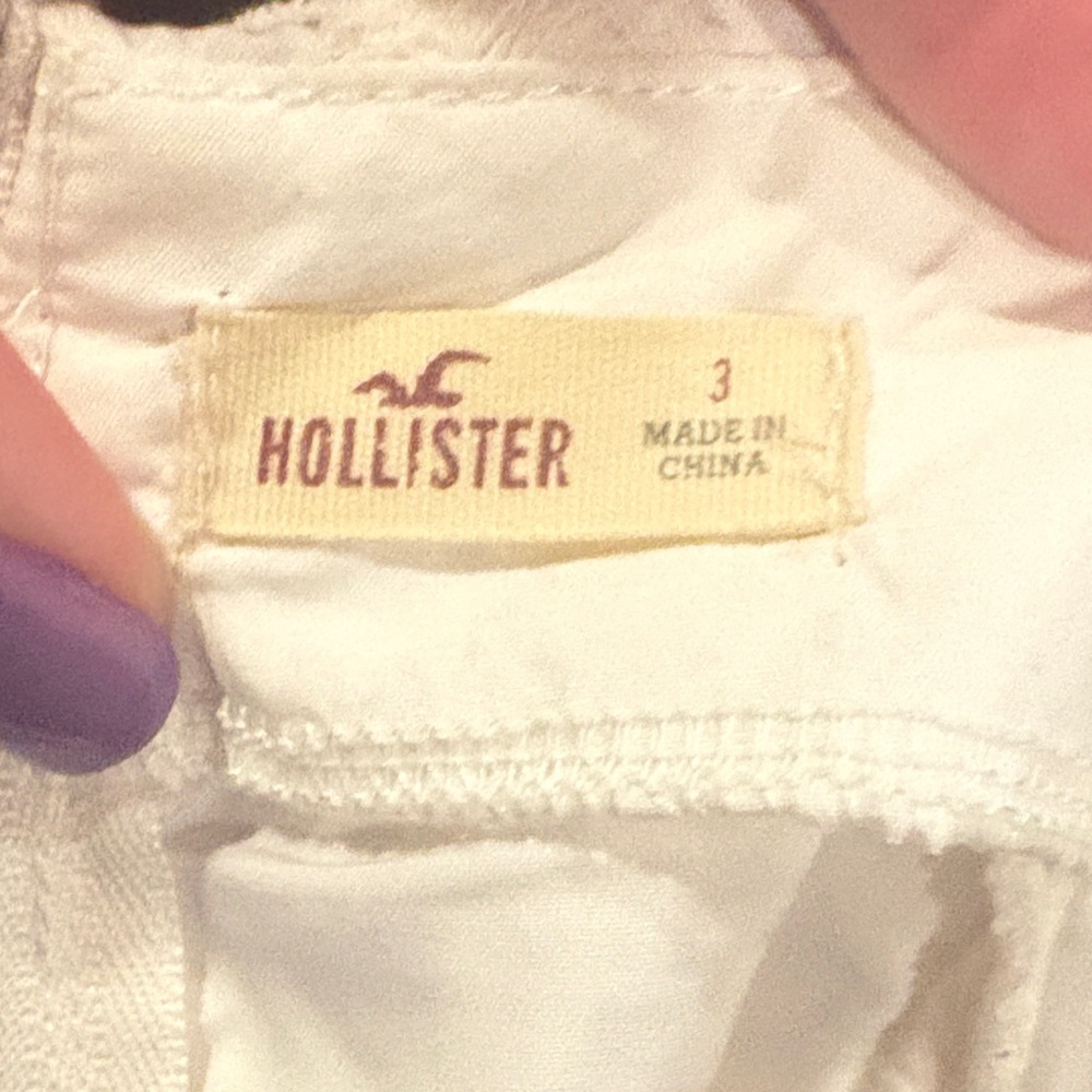 🔥2/$10 3/$12 Hollister Elegant white Lace junior Shorts - Picture 4 of 4
